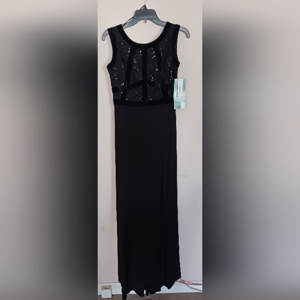 R & M Collection Black Formal Dress. Size 4